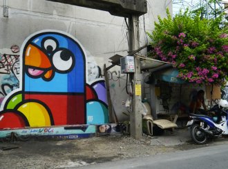 Birdy-Kids-Bangkok-pills-graffiti-wall-painting-print-street-art-urbain-2014-web