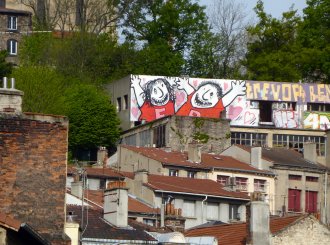 Ella-&-Pitr-St-Etienne-toit-rooftop-piece-art-ubrain-les-papiers-peintres-saint-etienne-france-2014_2-web