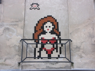 Invader-invasion-paris-france-2014-street-art-urbain-space-invaders-rubik’s-cube Invader-invasion-paris-france-2014-street-art-urbain-space-invaders-rubik's-cube