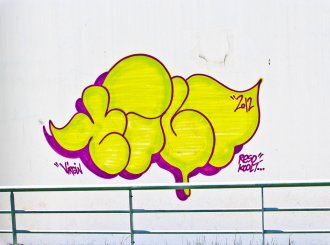 Tilt-graffiti-street-art-urbain-flop-throw-up-2012-web