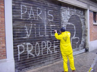 ZEVS-paris-ville-propre-karcher-inauguration-Point-Ephemere-mai-2004-web